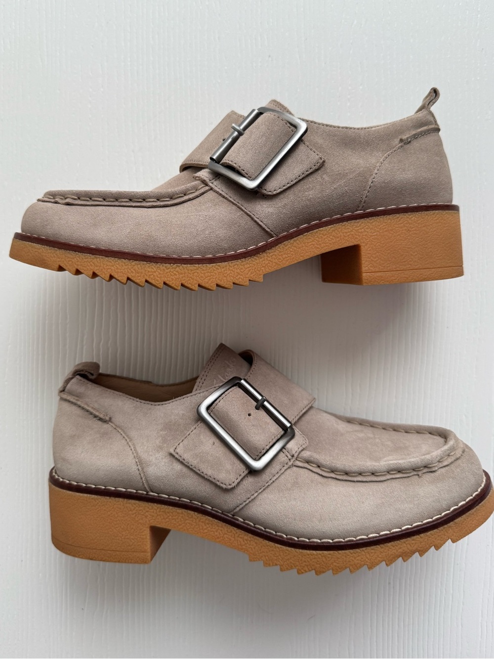 Clarks Eden Mid Monk Loafers in Beige | Size 9 - Picture 4 of 13